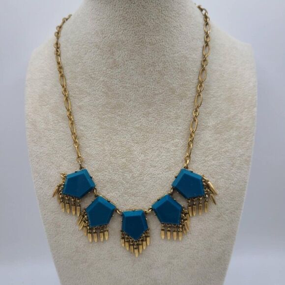 J Crew Jewelry - J Crew Emerald Green Resin Necklace with Fringe